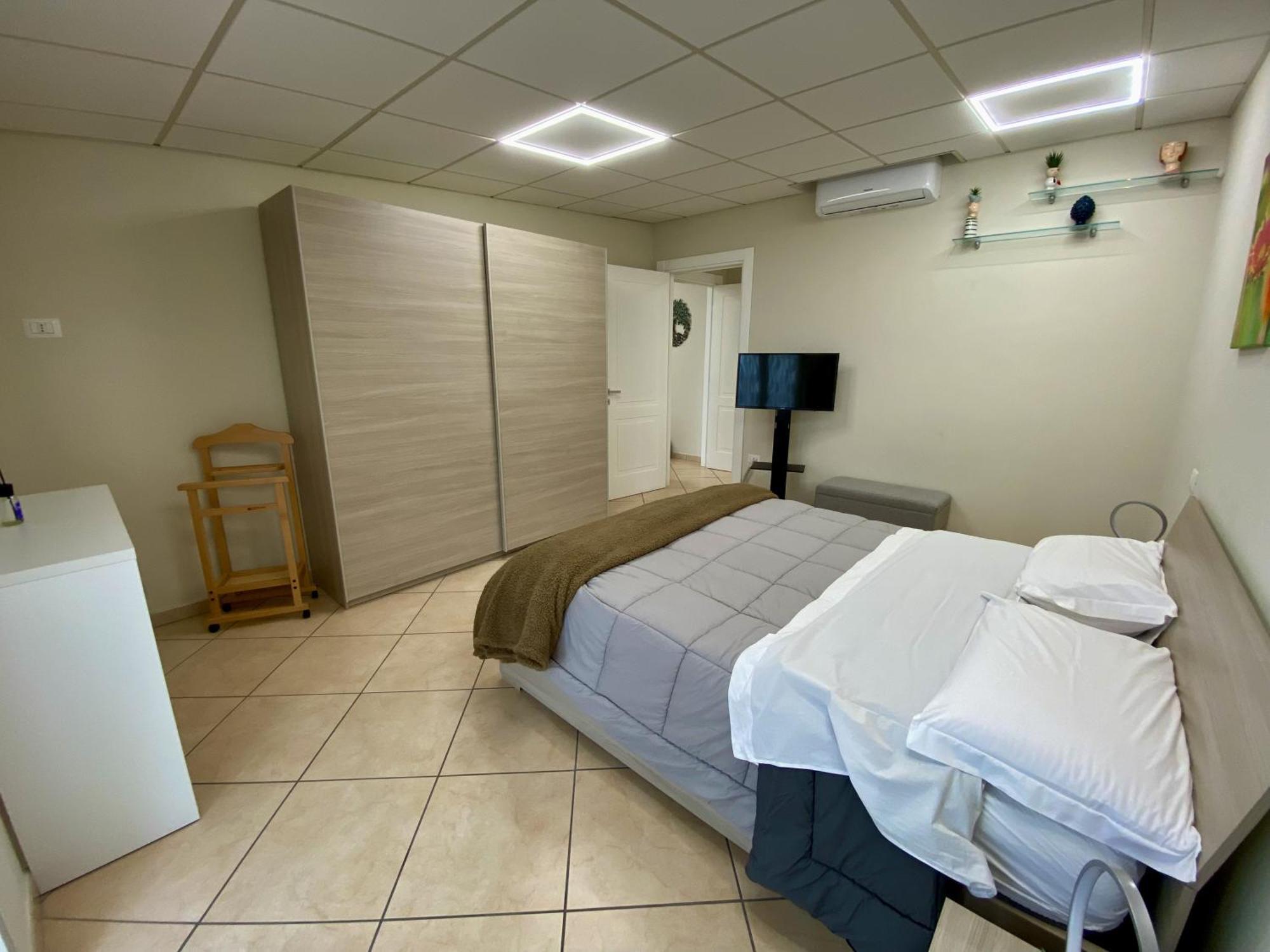 Casa Crispino Mansarda N4 Per 3 Persone Apartment *